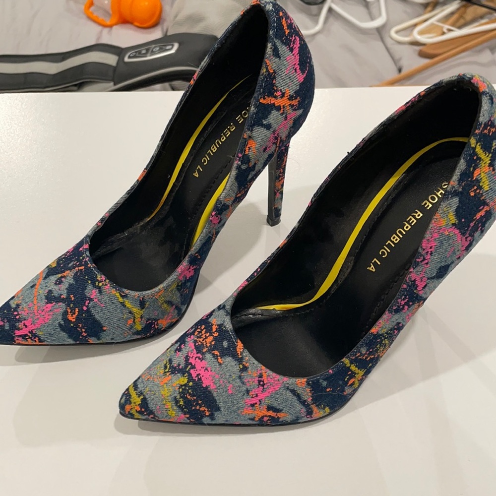 Shoe republic LA heels